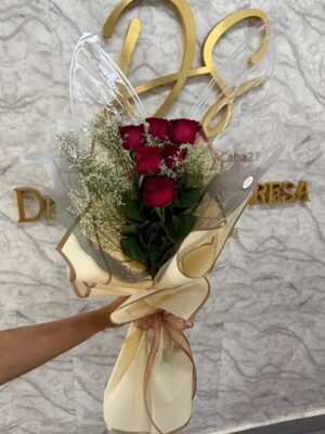 Ramo de rosas - Mariposa